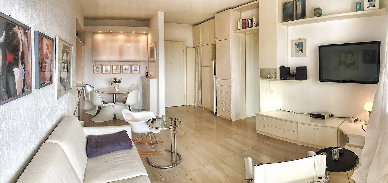 Cordelia 6 Apartment Luino 0*,  Italy