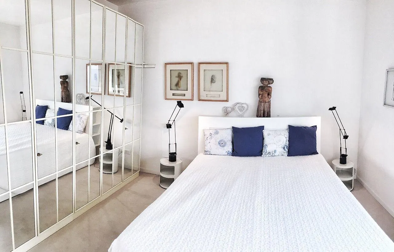Cordelia 6 Apartment Luino